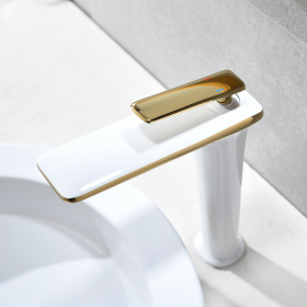 H08ad59cbf9a946ebb399f2bbb614e2a0a